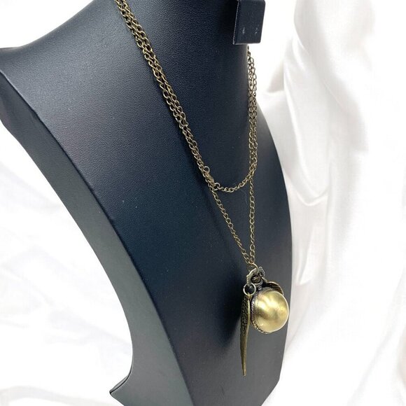 Chicago Cubs Winged Pocket Watch In Antique Brass Tone Metal With XL Chain - Picture 4 of 5